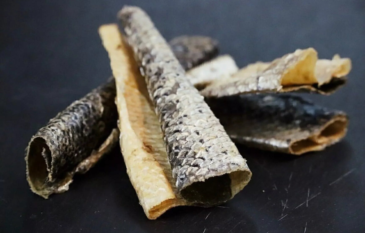 Peau de saumon séchée 250G - Friandise gourmande et naturelle pour chiens